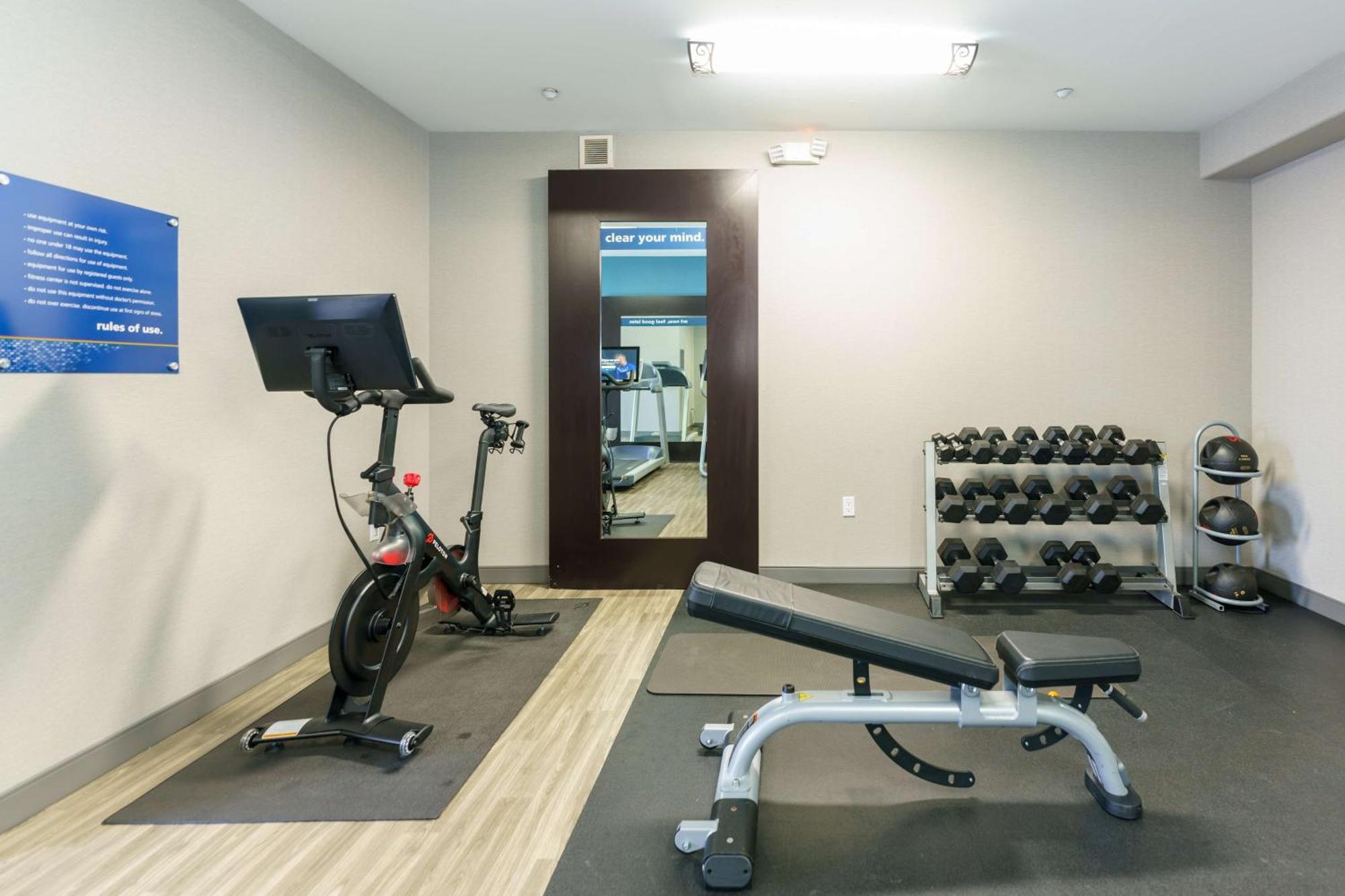Hampton Inn Garden City Zewnętrze zdjęcie