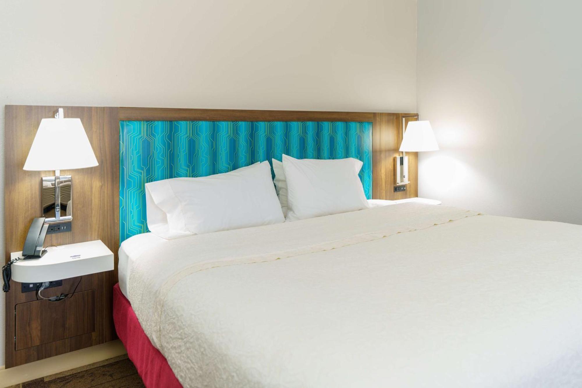 Hampton Inn Garden City Zewnętrze zdjęcie