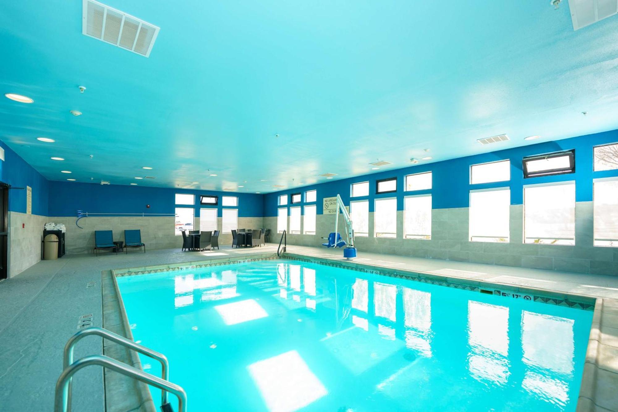 Hampton Inn Garden City Zewnętrze zdjęcie